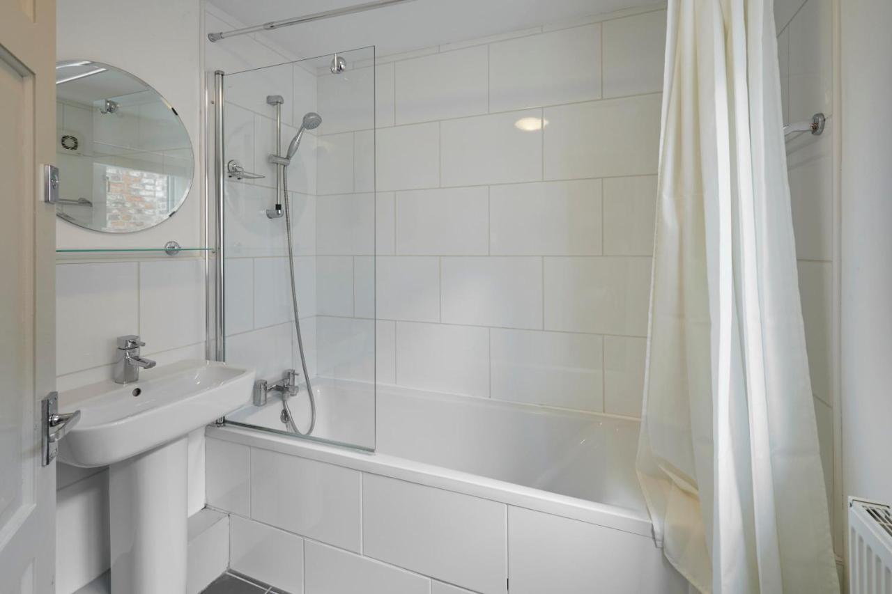 Holiday home Host & - St Denys View *