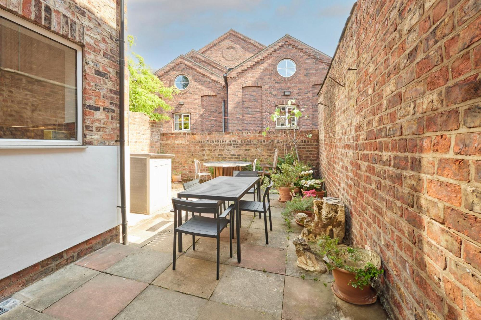 Holiday home Host & - St Denys View *